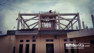 Sedang Direnovasi, Ketua PWNU Beri Sumbangan Ke Masjid Nurul Iman