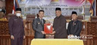 Paripurna, Pemkab Rohil dan DPRD Setujui Ranperda Hymne dan Mars Daerah