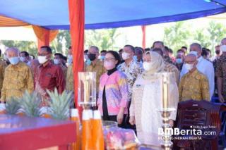 Hadiri Pemancangan Tiang Sekolah Paramita Maitreya, Bupati Kasmarni: Jadikan Sebagai wahana Pembinaan Mental Spiritual Anak