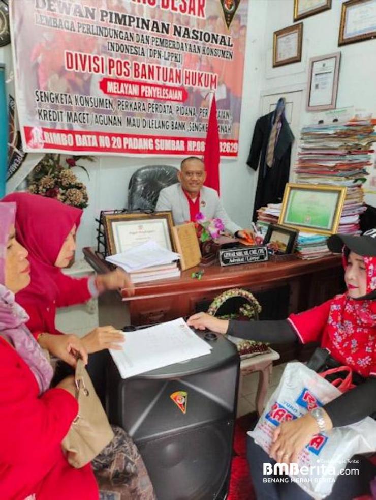 Ketum Lembaga Konsumen LPPKI Azwar Siri.SH kecam kenaikan Service charge PGS Surakarta