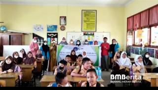 Dosen dan Mahasiswa STIKes Al Insyirah Pekanbaru Lakukan Pengabdian Optimalisasi Pendidikan Seksual Pada Murid SDN 43 Pekanbaru