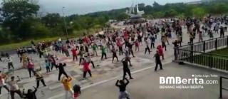 SAS Bersama Dunsanak Sulita Grup Gelar Senam Massal