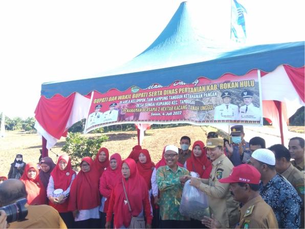 Wabub Rohul Minta Petani Berdaya Saing dan Handal