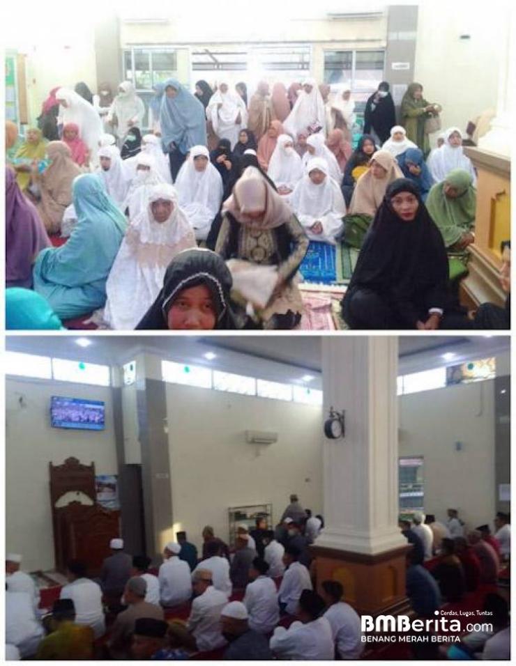 Melaksanakan Sholat Idul Adha 1443H, di Mesjid Nurul Amal Limbungan Rumbai