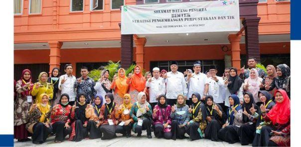 Buka Bimtek Strategi Pengembangan Perpustakaan dan TIK (SPp-TIK), Alfredi: Tingkatkan Kapasitas Pengelola Kepustakaan