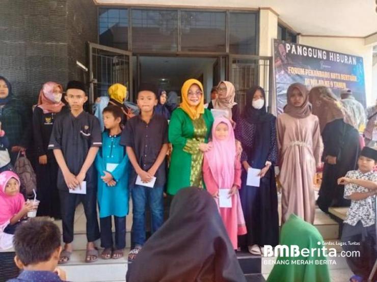 Milad 9 Forum Pekanbaru Kota Bertuah Gelar Sunatan Massal