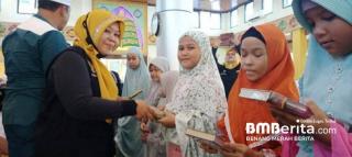 Forum Pekanbaru Kota Bertuah Kembali Bagikan Al Quran