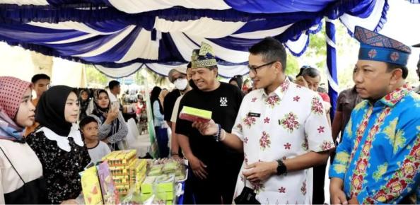  Temu Pusaka Indonesia 2022, Bupati Siak Terima Sertifikat Siak Heritage Clinic