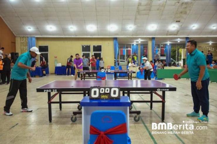 Meriahkan HUT RI ke-77, PT KPI RU Dumai Ajak Pekerja Ikuti Turnamen Pingpong Merdeka Cup 2022