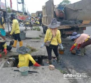 Antisipasi banjir, Pemko Pekanbaru Gesa Normalisasi Drainase
