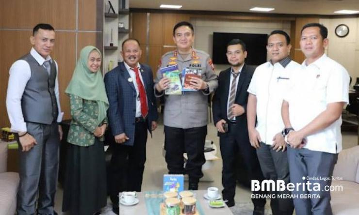 Dipimpin Dr. Yusuf Daeng, MAHUPIKI Riau Audiensi ke Polda Riau