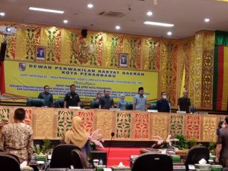 Rapat Paripurna, DPRD Kota Pekanbaru Sahkan APBDP Rp2,5 T