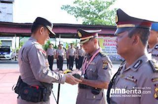 Upacara Kenaikan Pangkat 72 Personil Polres Inhil Polda Riau Naik Setingkat Lebih Tinggi