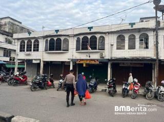 Ayomi Masyarakat, Sat Samapta Polres Inhil Berikan Pelayanan Turut Atur Lalin 
