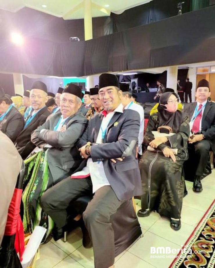 Ketua PWNU Riau H.T.Rusli Ahmad Hadiri Penganugrahan Doktor Honoris Causa Ketum PBNU KH.Yahya Cholil Staquf