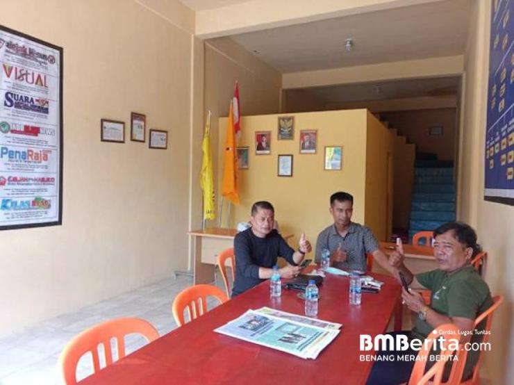 Caleg DPRD Inhil dari Partai PPP Ruslan Z Robby, SH Sambangi Kantor PJI-D Inhil
