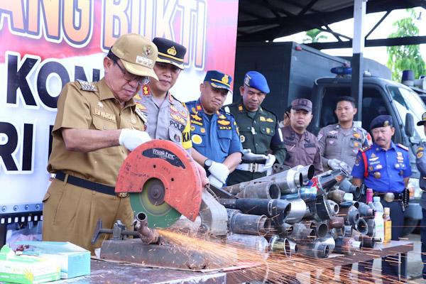 Polres Inhil Musnahkan Barang Bukti Hasil KRYD Operasi Tertib Ramadhan Lancang Kuning 2023