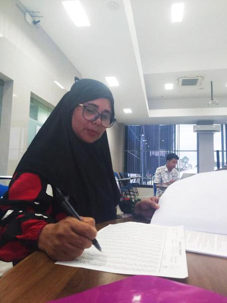 Nyeleg Di DPRD, Herawati Lubis Bicara Peran Perempuan Di Politik Bukan Pelengkap