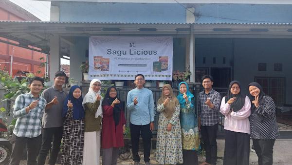 Tim Pengabdian Kewirausahaan Universitas Riau Taja Kegiatan Kewirausahaan Sagu Licious