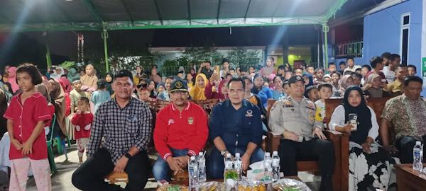 Tarian Tradisional Dayak Banjar Meriahkan Malam Puncak Acara HUT RI Ke-78 di RW 20 Perum Merlion Square Kota Batam