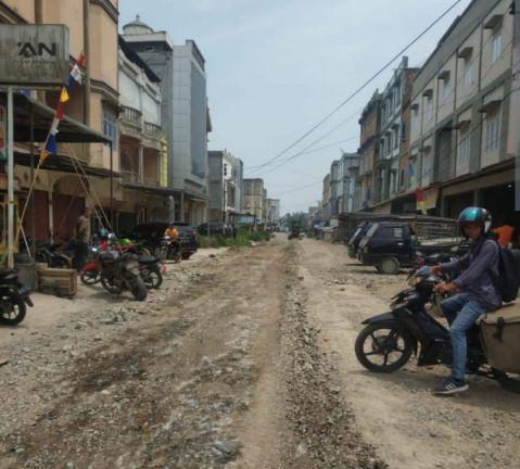 Arahan Bupati HM WARDAN Optimalkan Pembangunan Infrastruktur, Jalan Pemuda Desa Kota Baru Dimulai Progres Pengerjaan