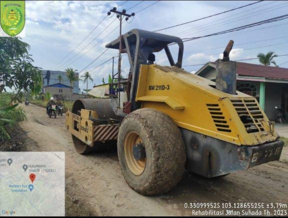 Sesuai Instruksi Bupati Inhil HM Wardan, Jalan Suhada Sudah Tertangani