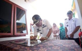 Resmikan Kantor Desa Simpang Tiga, Bupati HM WARDAN Katakan Wujud Keberhasilan Program DMIJ Plus Terintegrasi