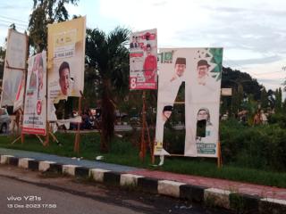 Baliho Caleg PKB Di Koyak Orang Tak Di Kenal