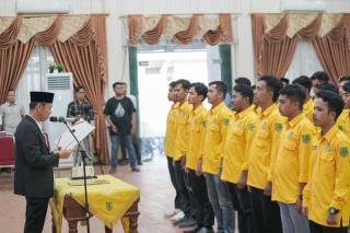 Bupati Rohil Kukuhkan Pengurus Hipemarohi Pekanbaru Masa Juang 2023-2025