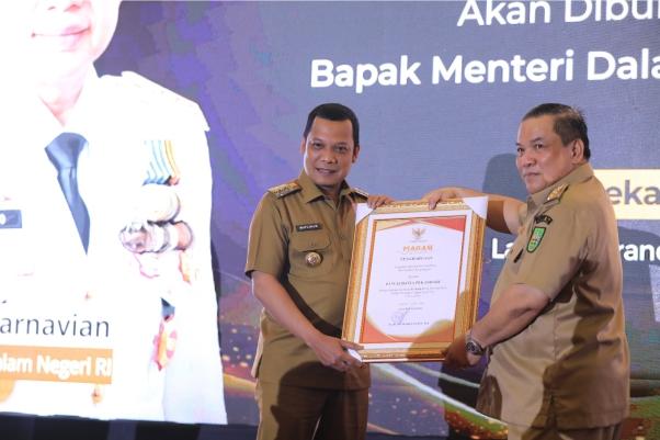 Pemko Pekanbaru Raih Penghargaan Terbaik 2 Penurunan Stunting di Riau