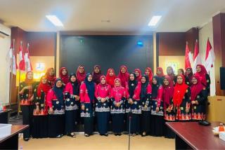 Pertemuan Rutin DWP Unit PUPR Diisi Kelas Pembuatan Pudding