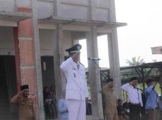 Hendri Syahril Irup Upacara HUT Ke 79 Kemerdekaan RI di Labuhan Tangga Besar 