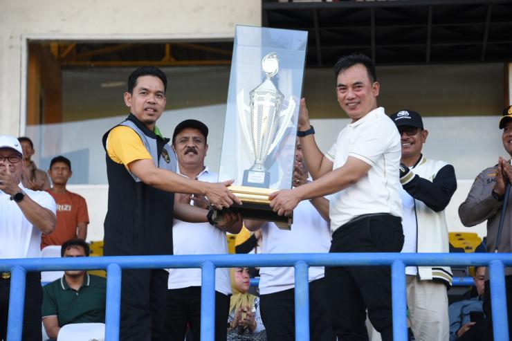 Bupati Kasmarni Apresiasi Tim POPDA Bengkalis Raih Peringkat II