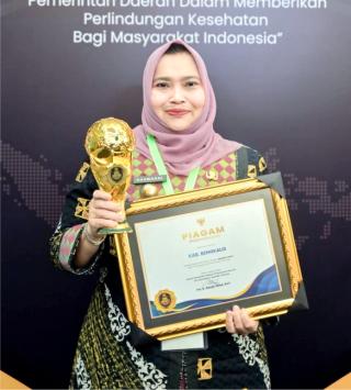  Berkat Program Jaminan Kesehatan Masyarakat, Kabupaten Bengkalis Raih Penghargaan UHC Tahun 2024