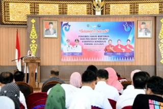 Bupati Bengkalis Kasmarni hadiri Pelantikan  Forum Wartawan Riau Pos Group