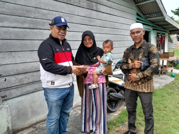 Tepati Janji Kampanye, Haji Rafee Salurkan Rp. 10 juta dari Gajinya Setiap Bulan Untuk Bantu UMKM 