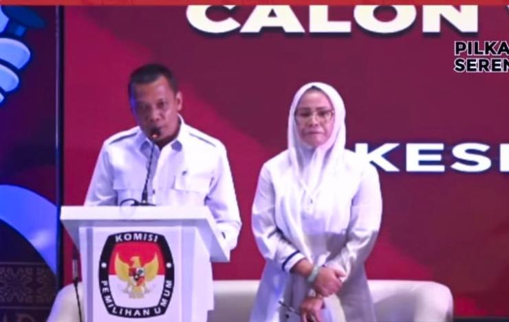 Debat Perdana Calon Walikota dan Wakil Walikota Pekanbaru, Muflihun dan Ade Hartati, Tampilkan Gaya Elegan Tanpa Serangan