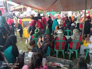 Kampanye akbar Kasmarni-Bagus di Pinggir, Pedagang Kebanjiran Rezeki