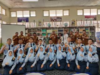 Kunjungan Wamendikdasmen, Atip Latipulhayat Ungkap SMAN Plus Riau Termasuk Sekolah Unggulan 