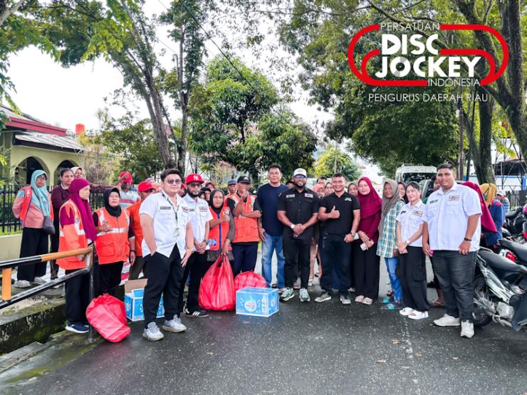 PDJI Riau Gelar Giat Jumat Berkah Bersama Korwil