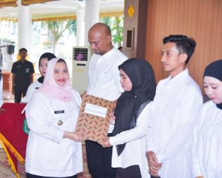 Bupati Kasmarni Tegaskan Tenaga Pendamping Desa Wajib Sukseskan Program Unggulan Pemerintah