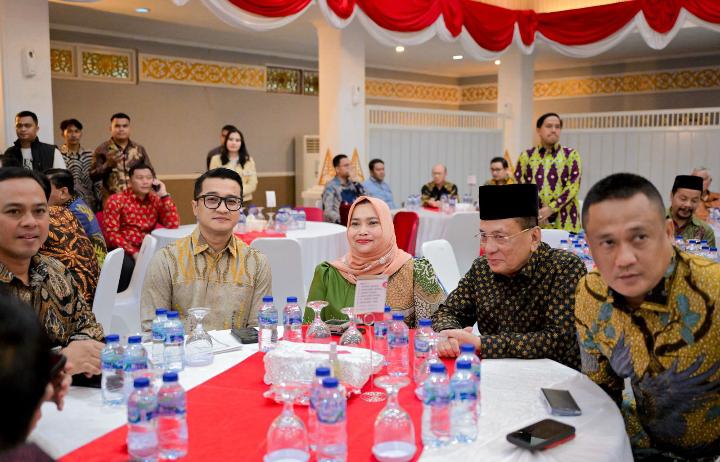 Bupati Kasmarni Hadiri Kenal Pamit Kapolda Riau: Selamat Datang Pak Hery Herjawan dan Selamat Bertugas Ditempat yang Baru Pak Mohammad Iqbal