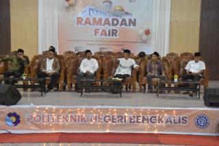Bupati Kasmarni Beri Apreasiasi Kegiatan Ramadhan Fair BEM Politeknik Negeri Bengkalis