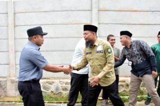 Bupati Kasmarni Sambut Kunker Gubri Abdul Wahid di Kawasan Industri Desa Buruk Bakul
