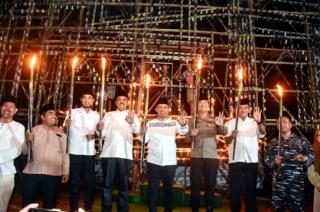 Lestarikan Khazanah 27 Likur, Bupati Bengkalis Resmikan Festival Lampu Colok 2025