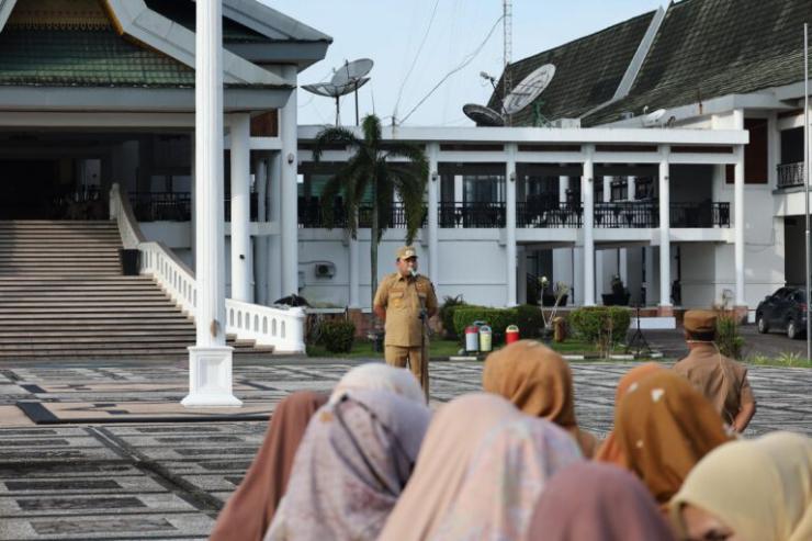 Wabup Siak Ajak ASN Tetap Fokus Kerja Meski Kondisi Keuangan Belum Stabil