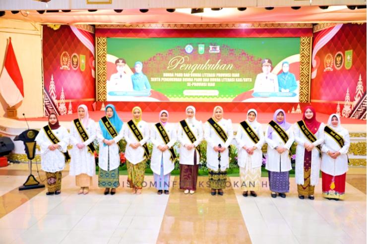 Hj. Basyariah Bistamam Resmi Dikukuhkan sebagai Bunda PAUD dan Bunda Literasi Kabupaten Rokan Hilir