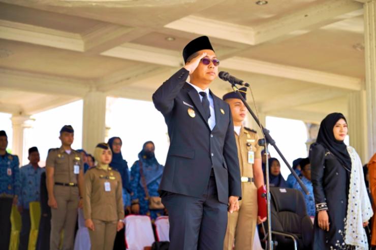 Wakil Bupati Rohil Jhony charles Pimpin Apel Peringatan Hari Otonomi Daerah XXIX