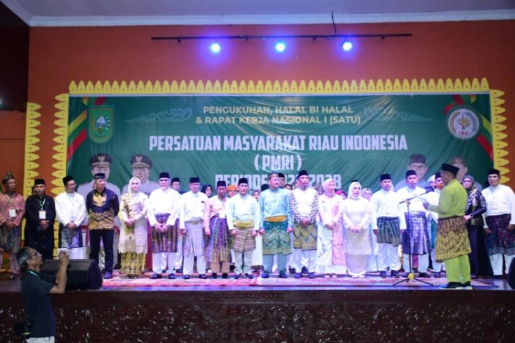 Bupati Bengkalis Hadiri Halal Bi Halal dan Rapat Kerja Nasional 1 Persatuan Masyarakat Riau Indonesia di Jakarta