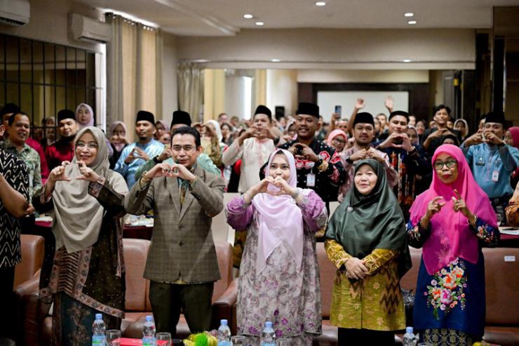 Majukan Desa Wisata, Bupati Kasmarni Jalin Sinergi Bersama DPR RI 